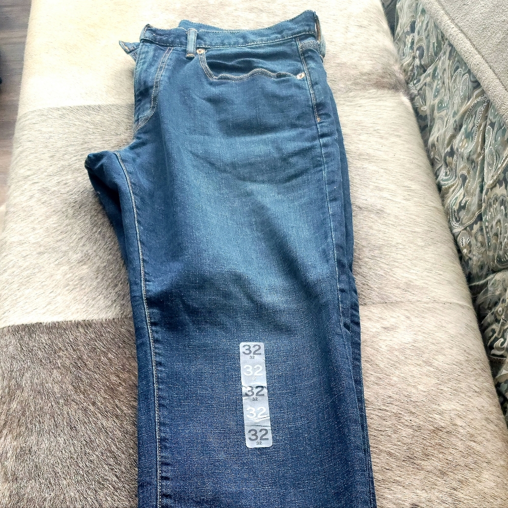 GAP Straight Leg Men's Jeans 32x32; NWOT